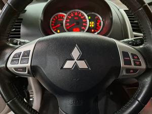 PAJERO DAKAR 3.5 HPE 7 LUGARES 4X4 V6 24V