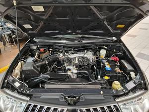 PAJERO DAKAR 3.5 HPE 7 LUGARES 4X4 V6 24V