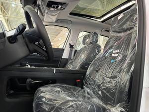 7 1.5 TGDI PHEV LUXURY DHT