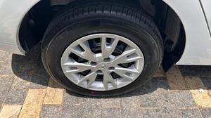 LOGAN 1.0 12V SCE ZEN