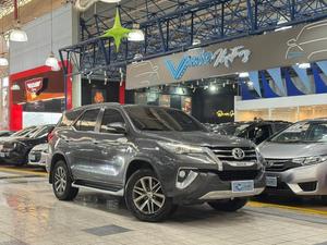 HILUX SW4