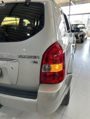 TUCSON 2.7 MPFI GLS 24V 180CV 4WD