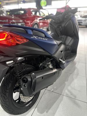 XMAX ABS 