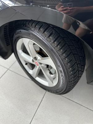 F-PACE 2.0 16V TURBO PRESTIGE AWD