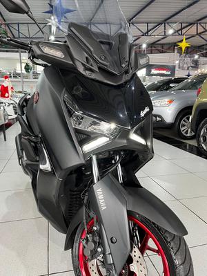 XMAX 250 CONNECTED ABS 