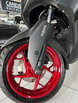 XMAX 250 CONNECTED ABS 