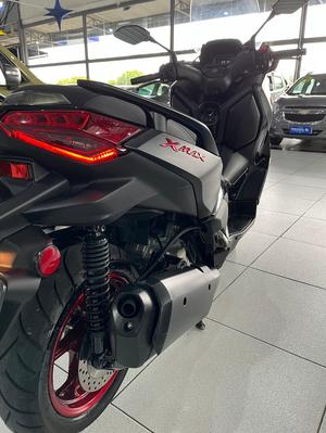 XMAX 250 CONNECTED ABS 