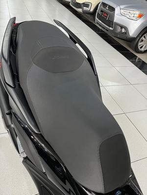 XMAX 250 CONNECTED ABS 