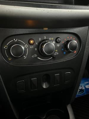 LOGAN 1.0 12V SCE AUTHENTIQUE