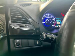 AZERA 3.0 MPFI GLS V6 24V