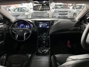 AZERA 3.0 MPFI GLS V6 24V