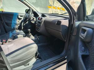 CORSA 1.4 MPFI PREMIUM SEDAN 8V