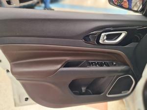 COMMANDER 1.3 T270 TURBO OVERLAND