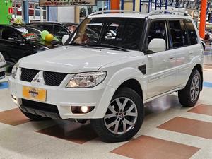 PAJERO TR4
