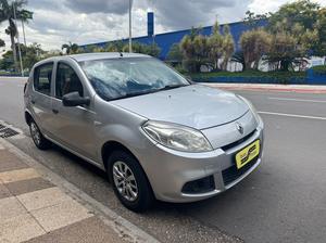Duas Pistas Automóveis SANDERO