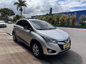 Duas Pistas Automóveis HB20X