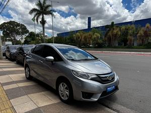 Duas Pistas Automóveis FIT