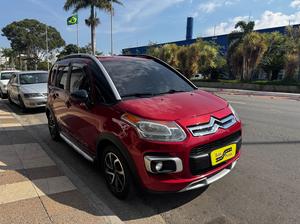 Duas Pistas Automóveis AIRCROSS