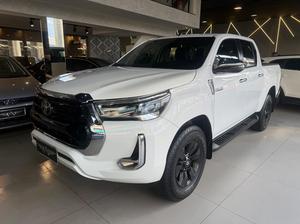 AM Multimarcas HILUX