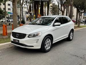 VOLVO XC60 2.0 T5 KINETIC