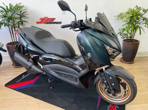 XMAX ABS