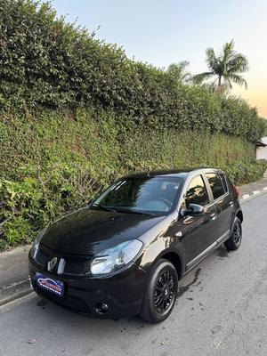 SANDERO