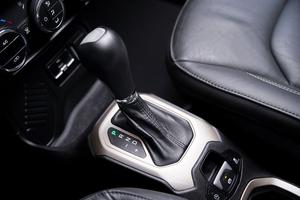 RENEGADE 1.8 16V LONGITUDE