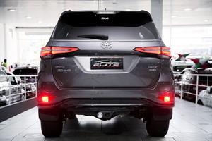 HILUX SW4 2.8 D-4D TURBO DIAMOND 7L 4X4