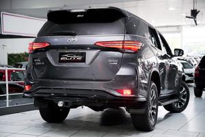 HILUX SW4 2.8 D-4D TURBO DIAMOND 7L 4X4