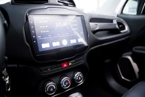 RENEGADE 1.8 16V SPORT