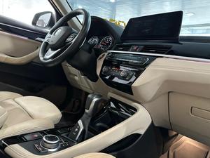 X1 2.0 16V TURBO SDRIVE20I X-LINE