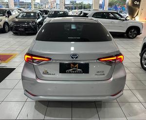 COROLLA 1.8 VVT-I ALTIS PREMIUM HIBRIDO
