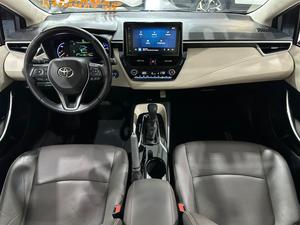 COROLLA 1.8 VVT-I ALTIS PREMIUM HIBRIDO