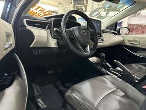 COROLLA 1.8 VVT-I ALTIS PREMIUM HIBRIDO