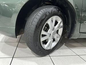 LIVINA 1.8 S 16V