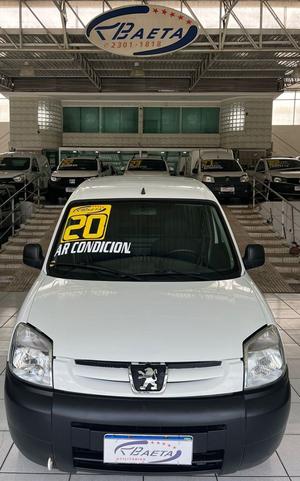 R BAETA UTILITARIOS E VEÍCULOS PARTNER