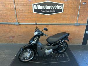 BIZ 125 ES