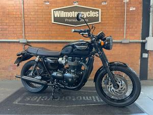 BONNEVILLE T120 BLACK 1200