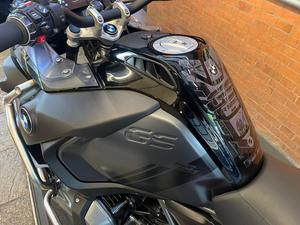 R 1250 GS ADVENTURE TRIPLE BLACK