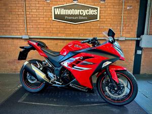 NINJA 300