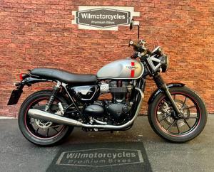 STREET TWIN