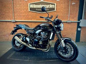 KAWASAKI Z900RS
