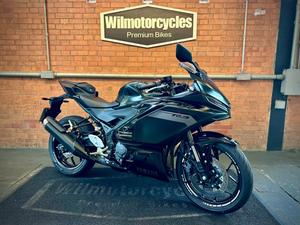YAMAHA YZF R3 ABS CONNECTED