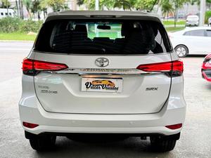 TOYOTA/HILUX SW4 2.8 SRX 4X4 7 LUGARES 16V TURBO INTERCOOLER 2020