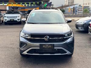 T-CROSS