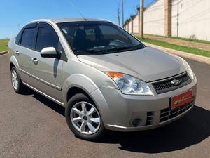 FORD FIESTA 1.6 MPI SEDAN 8V