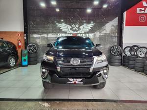 HILUX SW4