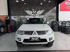 MITSUBISHI PAJERO DAKAR 3.2 HPE 4X4 7 LUGARES 16V TURBO INTERCOOLER