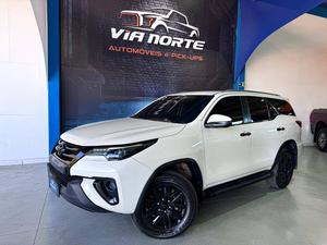 HILUX SW4