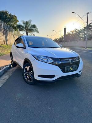 HR-V